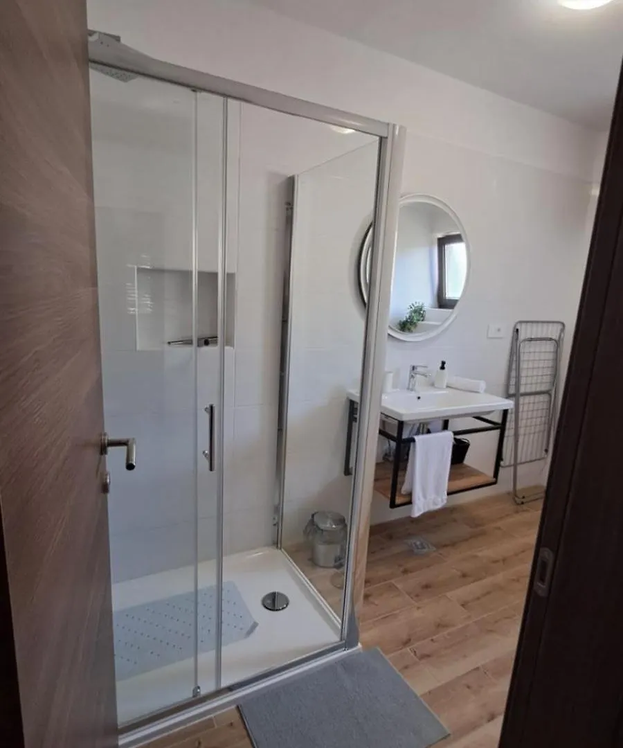 Studio Apartment Giardin *** Liznjan Croatia