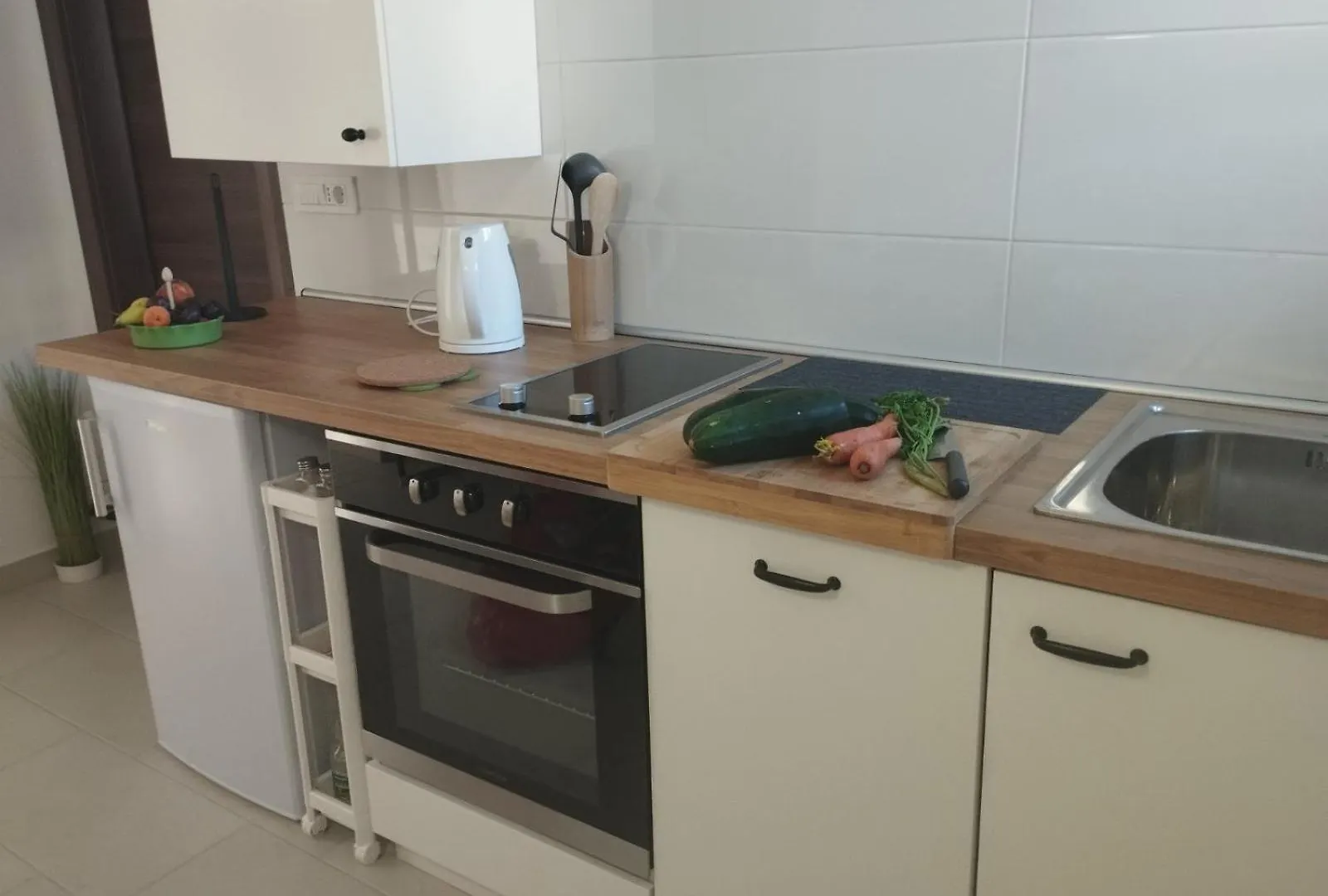 Studio Apartment Giardin *** Liznjan